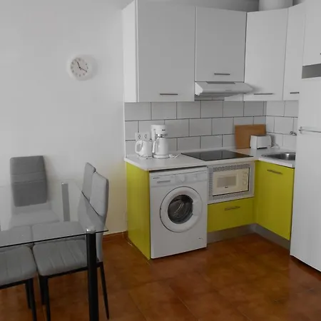 Realrent Apartment