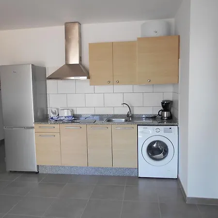 Realrent Costa Teguise