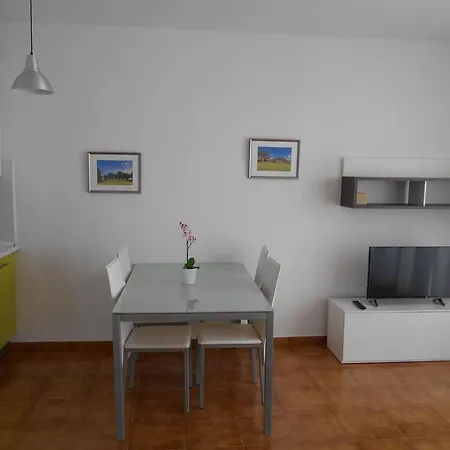 Realrent Costa Teguise