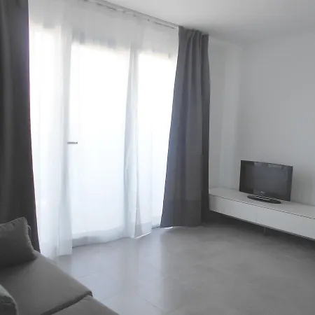 Realrent * Costa Teguise
